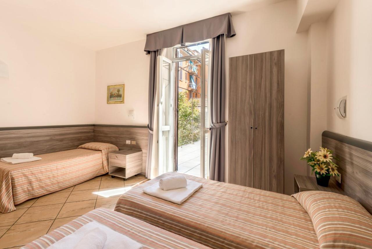Hotel Brianza Milan Exterior photo