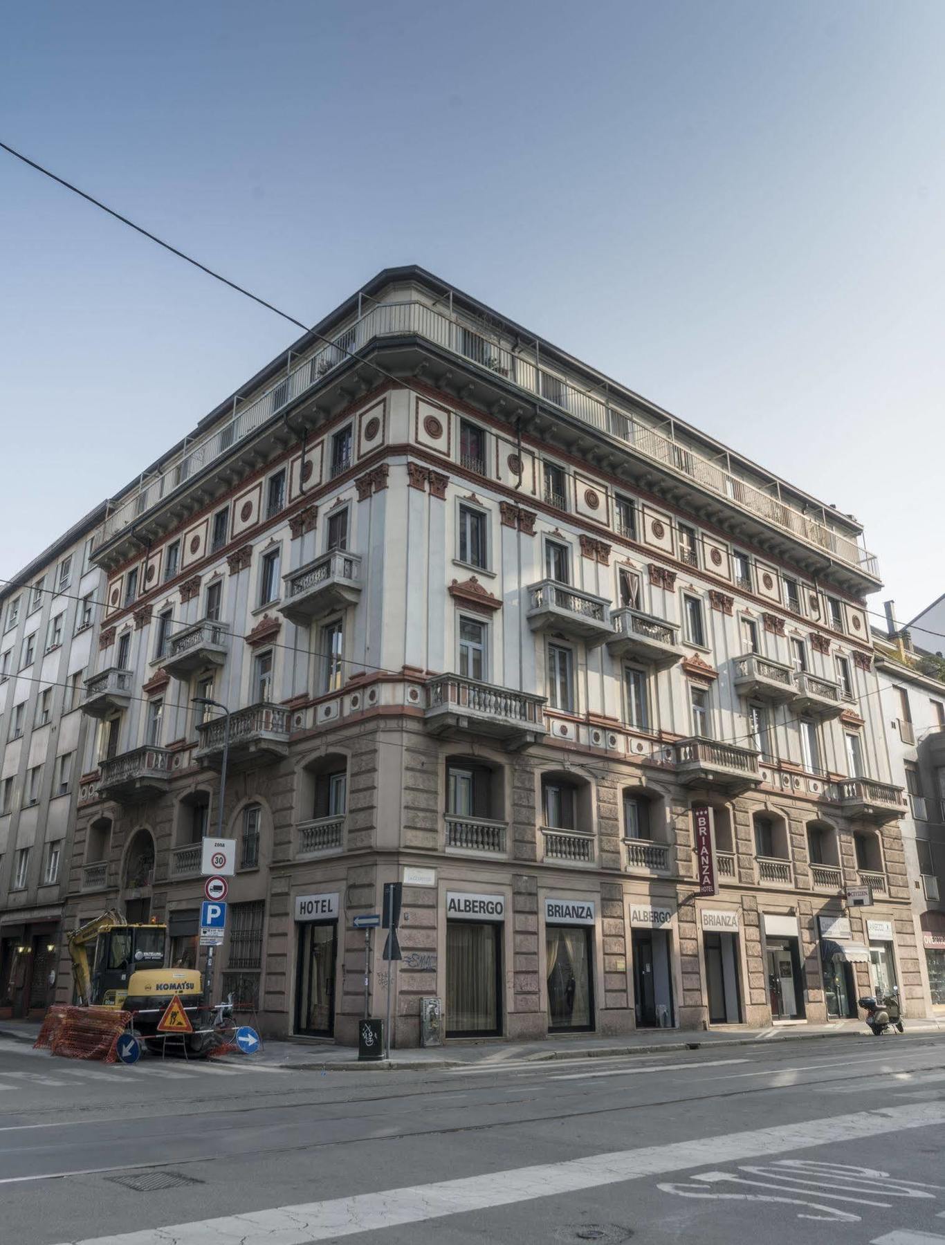 Hotel Brianza Milan Exterior photo